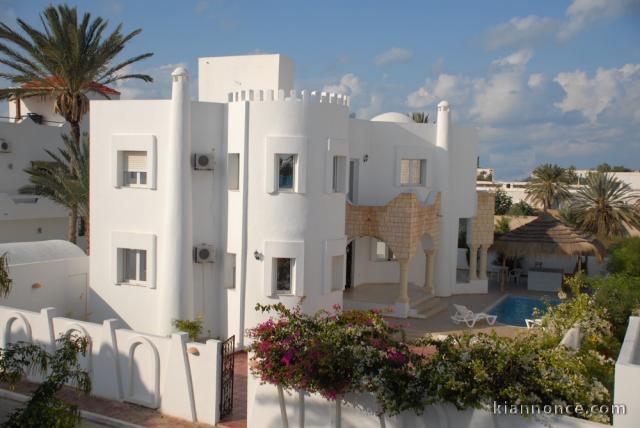location maison meublée pas cher Djerba Tunisie VILLA ROSA 
