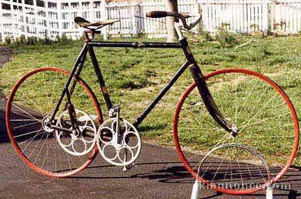 velocipede et velo ancien
