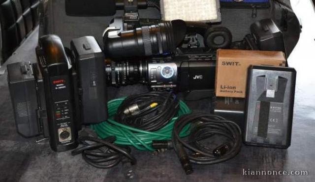 Caméra Pro JVC GY-HM700 full équipée