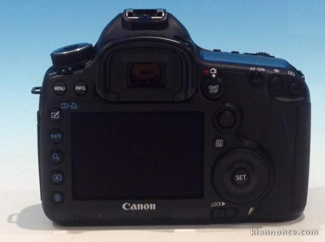 Canon 5D III en super état neuf 3000 photos!!! Garantie 
