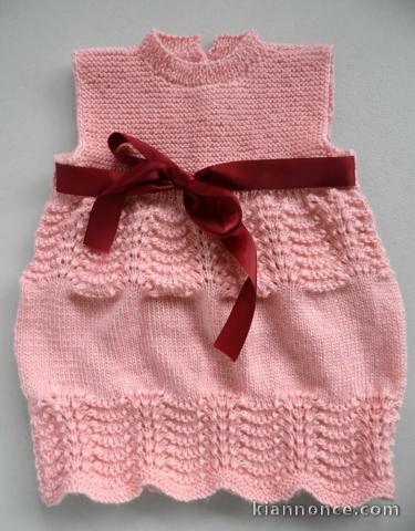 tricot laine bébé fait main robe rose