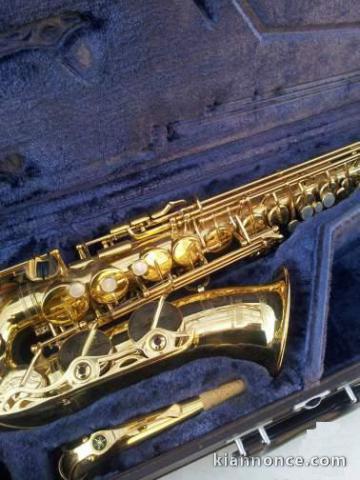  Saxophone professionnel Yamaha Yas 62