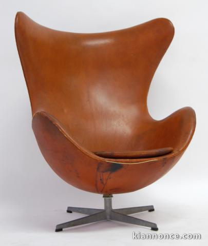 Arne Jacobsen pour Fritz Hansen chaise