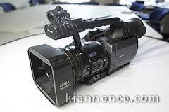 Caméra Panasonic DVX 100B + 2 batt + sac