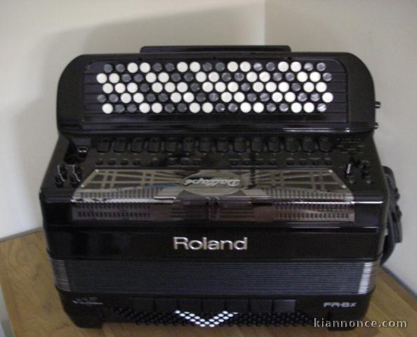 FR-8XB accordéon Roland Dallapé 