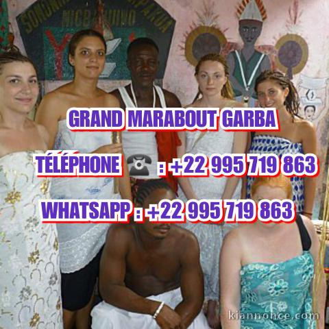 Marabout Gaba ist ein 28 Jahre alter afrikanischer Voodoo Marabou