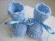Chaussons bleu aquilon tricot bébé motif crans