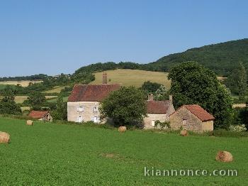 Grand gîte de groupe en Bourgogne pour 44 pers. avec salles