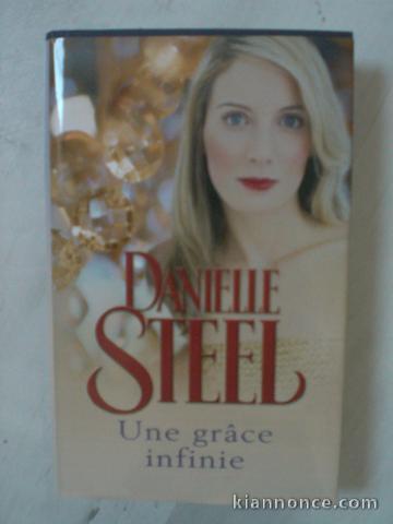 (n°098)   livre DANIELLE STEEL (louka)