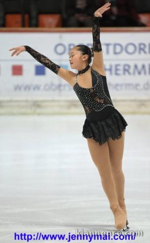 Magnifique Robe de Patinage Artistique marque JM. en différentes 