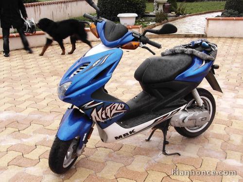  Scooter nitro MBK année 2007 50 cc 5100km