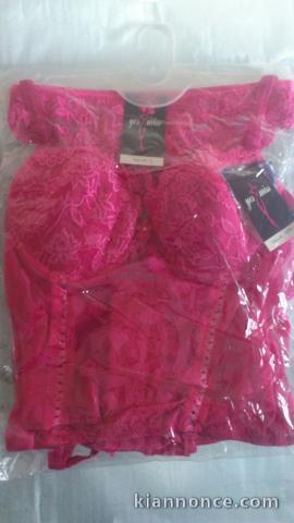 lot lingerie bustier/string