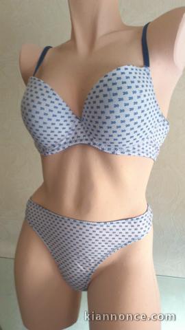 lot lingerie ensemble/string