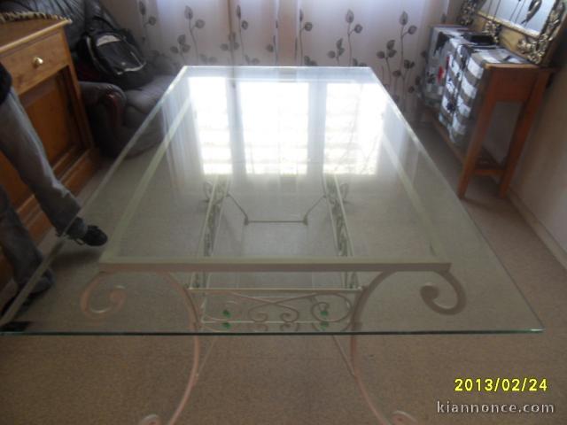 table en verre  forgé