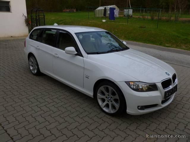 BMW 320d xDrive Touring Cuir, Xenon, Système de navigation