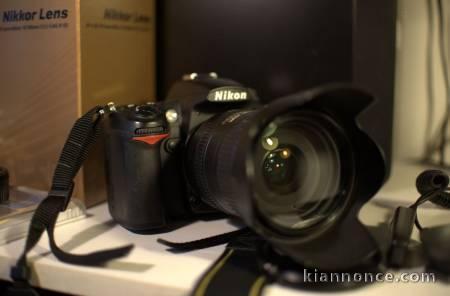 Nikon D7000 + zoom Nikkor 18-200mm