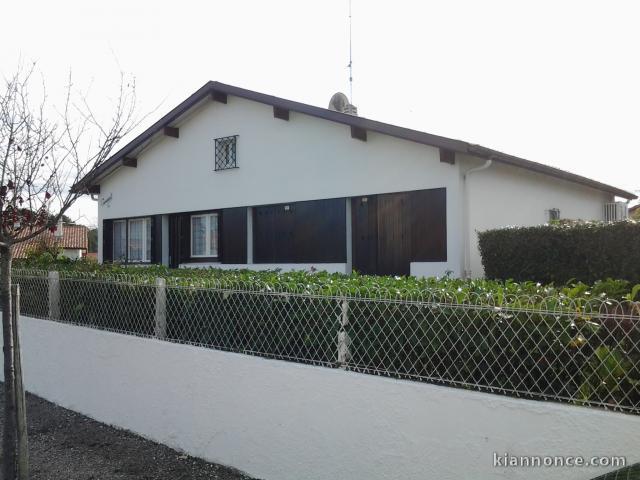 MAISON PRES DES COMMERCES ET DE LA PLAGE