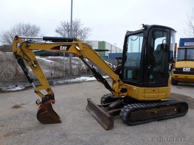 2006 Caterpillar 303C-CR mini pelle 