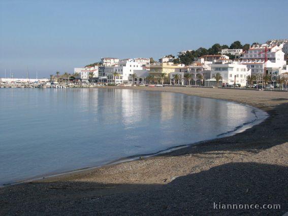 APPARTEMENT À LLANÇA A 150M DE LA MER