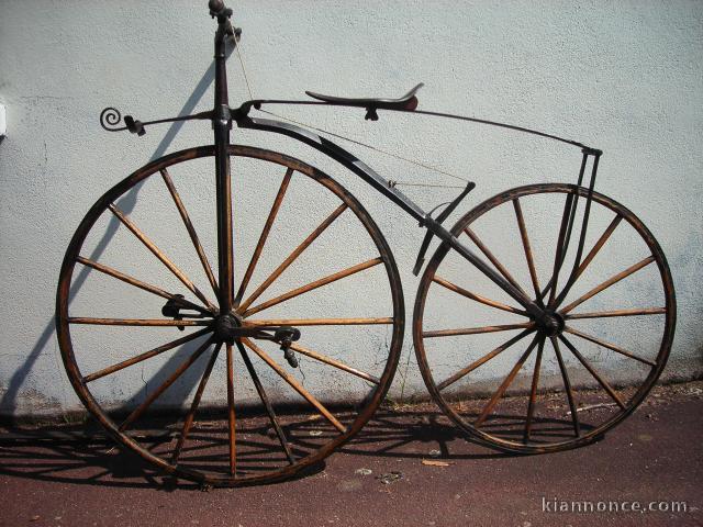 velo ancien , velocipede et tricycle ancien