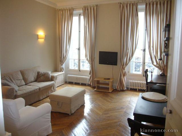 Appartement Studio 50 m², 123 rue Saint-Honoré, 75001 Paris