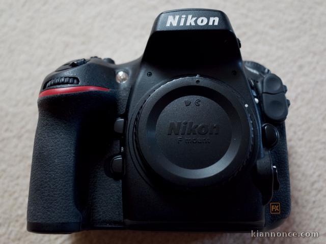 Nikon D800 ; corps en excellent état