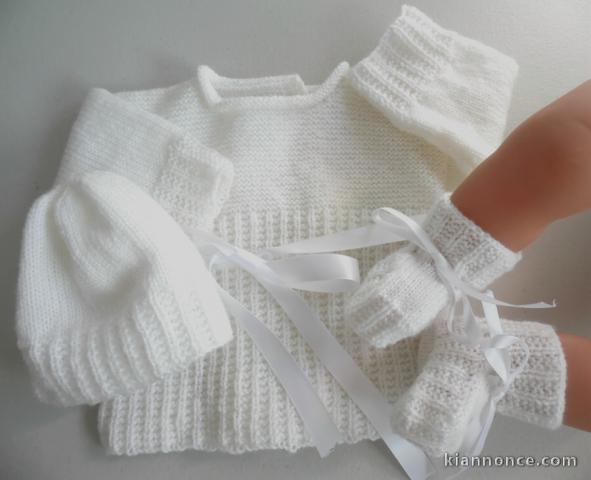 Tricot laine bébé mixte brassière blanche
