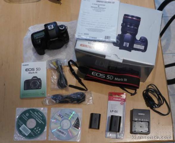 COMME NEUF CANON EOS 5D MARK III BOITIER NU + 2 BATTERIES