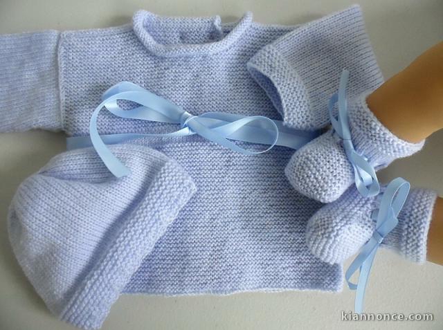  Tricot laine bébé fait main brassière bleue