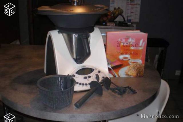 Thermomix tm31 + livre excellent etat URGENT 