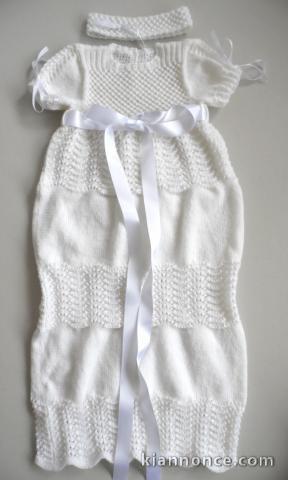 Robe de bapteme bébé tricot laine fait main