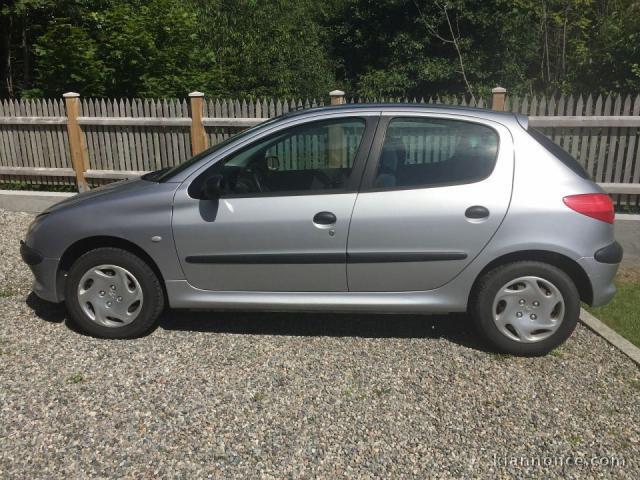 Peugeot 206 a vendre le plus vite possible