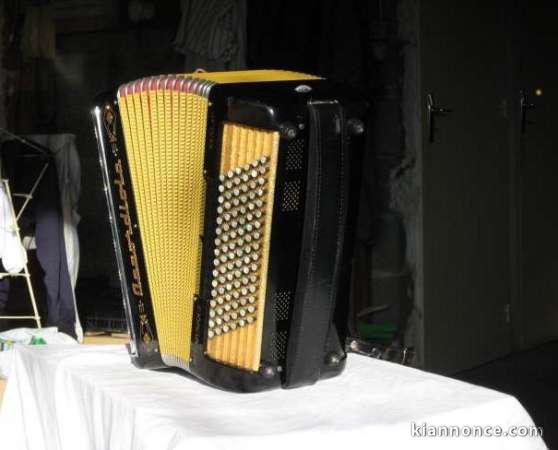 Accordeon ACCORDIOLA 3 voix musette, 96