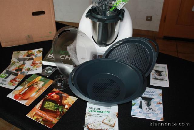 Thermomix tm5 en très bon état 