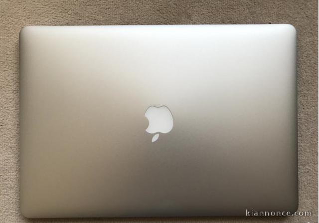 MacBook Pro 15" Retina Intel Quad Core i7 @ 2.5Ghz