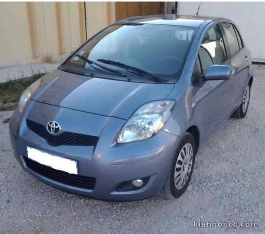 Toyota Yaris-II 5portes 100 VVT-I, Année: 2009