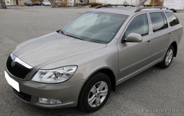 Superbe Skoda Octavia ii 1.9 tdi 105 elegance