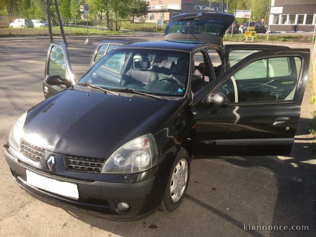 RENAULT CLIO 1,2 16V/ BON ETAT/ 159 000 km