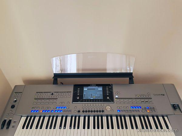 Yamaha Tyros 5 - 76 Station De Travail Professionnelle