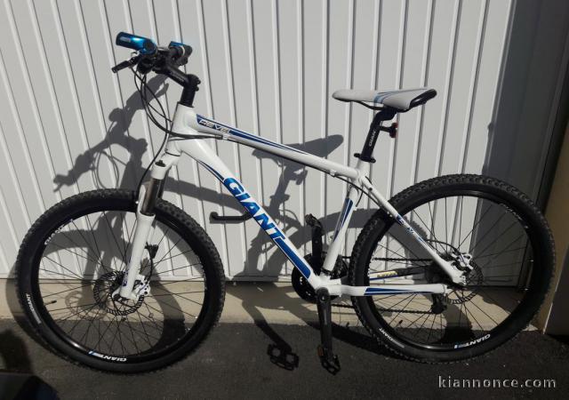 Velo VTT GIANT REVEL BON ETAT