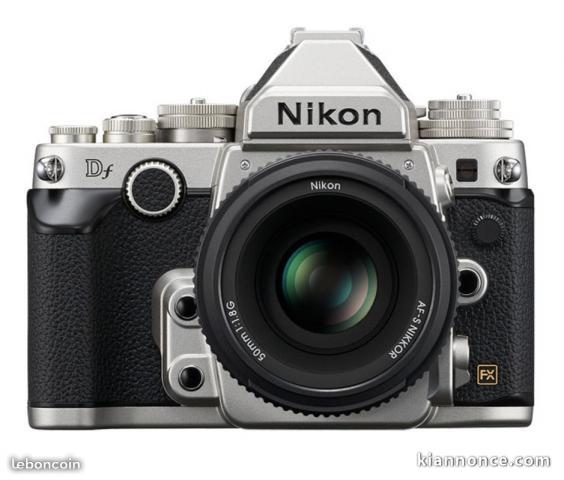 Nikon Df comme neuf avec tous ses accessoires 