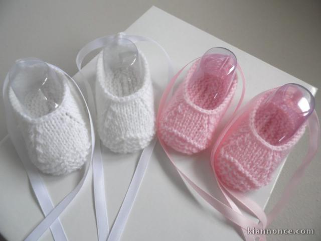 Tricot bébé duo de ballerines laine fait main