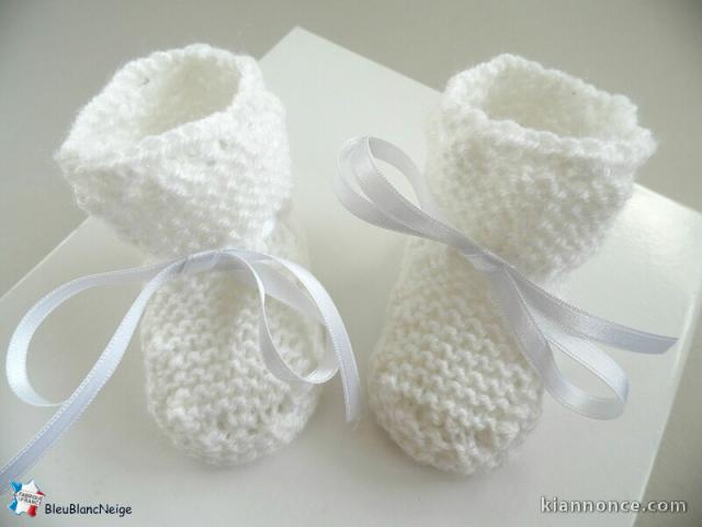 Tricot layette bb fait main chaussons