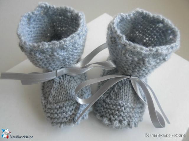 Tricot layette bb fait main chaussons