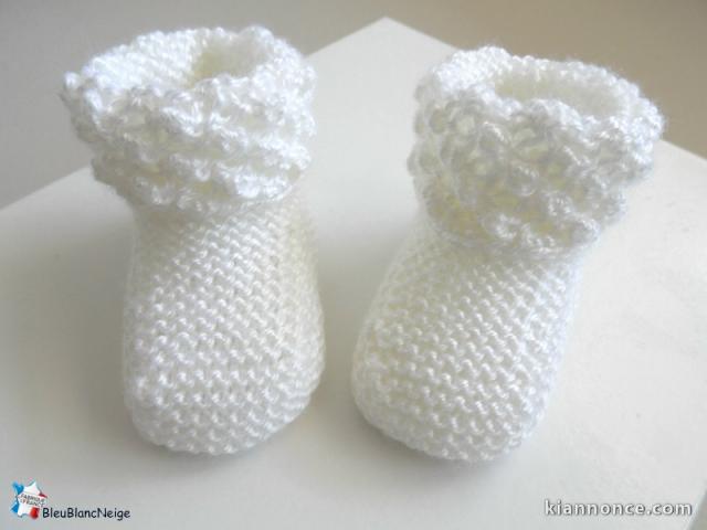 Tricot layette bb fait main chaussons