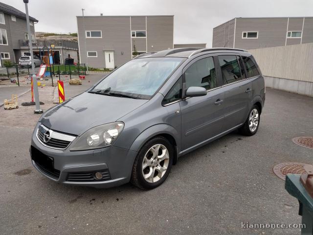 Opel ZAFIRA 1.9-120 excellent état  D 2006, 188 000 km