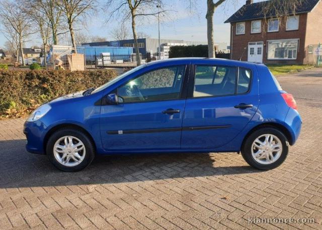 RENAULT Clio III phase 2 1.6L 16V 112