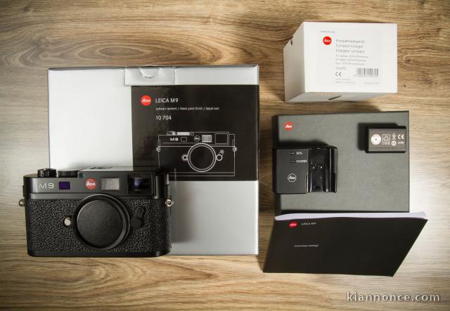 LEICA M9 AVEC ACCESSOIRES INCLUS