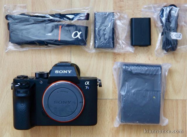 SONY ALPHA A7 S II AVEC ACCESSOIRES