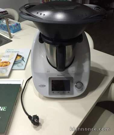 Robot thermomix tm5 quasi neuf